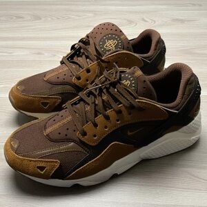 Air Huarache Brown and Black Sneakers Size US 8